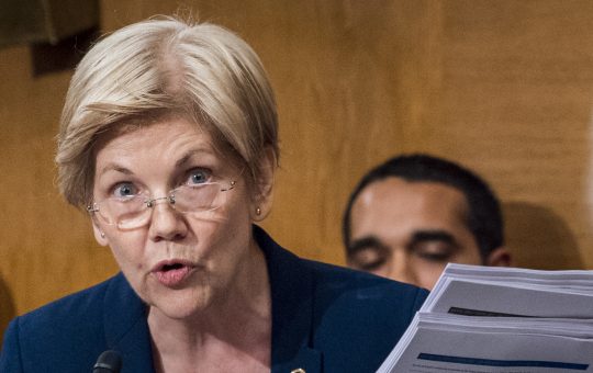 US Senator Warren Presses SEC to Use 'Full Authority' to Regulate Cryptocurrency Trading