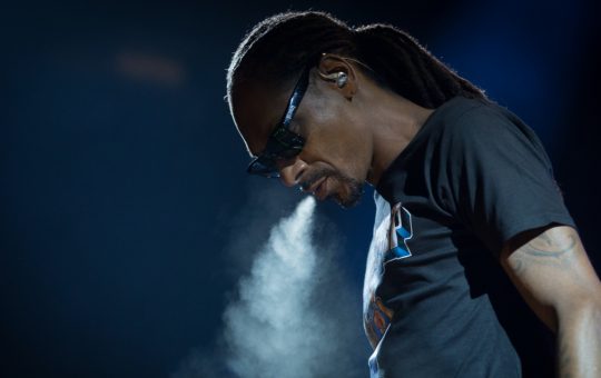 Snoop Dogg Reveals Rapper Is a Crypto Whale With Millions of Dollars in NFTs – Blockchain Bitcoin News