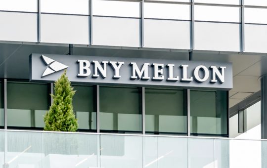 BNY Mellon Urges Ireland to Adopt Own Crypto Rules Before EU, Report Reveals