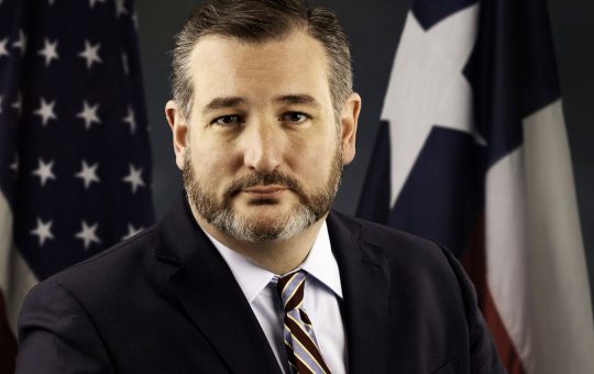 US Senator Ted Cruz Bought the Bitcoin Dip, Discloses BTC Purchase Worth up to $50K