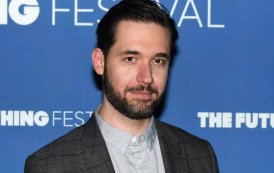 Alexis Ohanian's VC Firm to Invest $177 Million in Cryptocurrencies (Report)