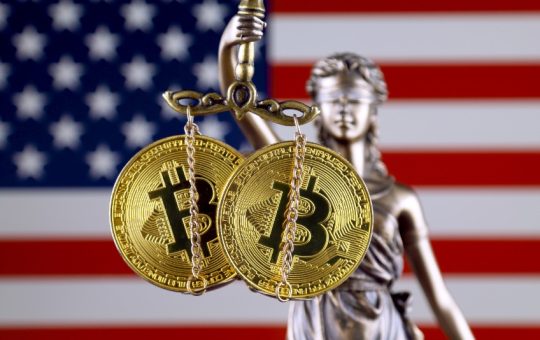 US Banking Committee chairman suggests banning cryptocurrencies