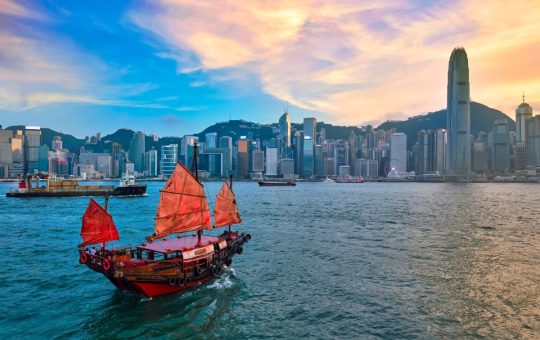 Lawmaker: Hong Kong Aiming for Stablecoin Regulations by Mid-2024