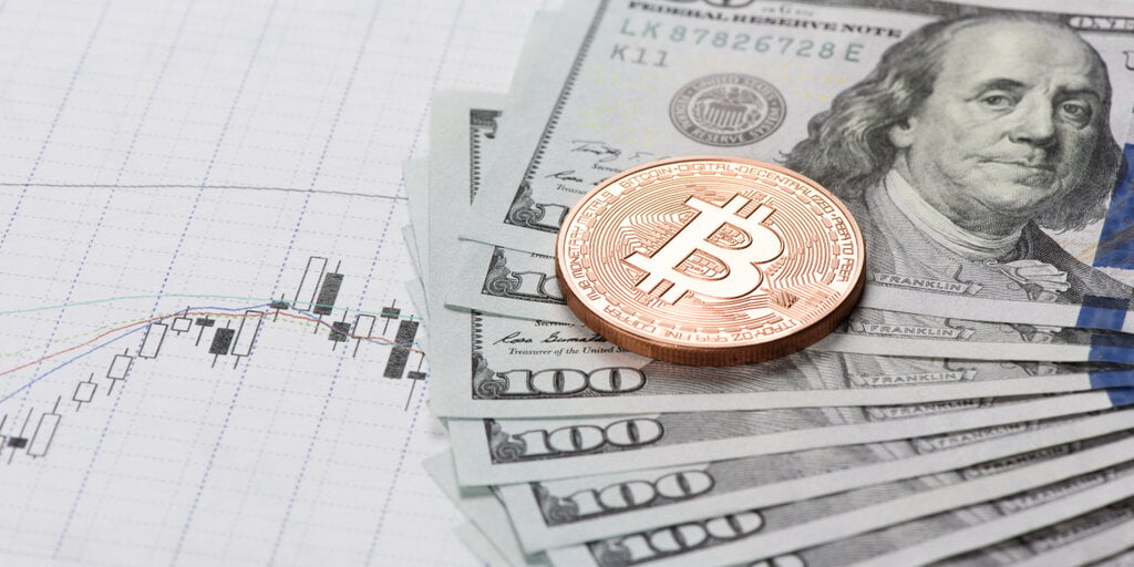 This Week in Coins: Bitcoin Hits 18-Month High, Solana’s Market Cap Closes in on USDC