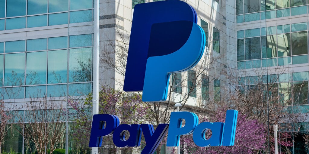 PayPal Enables Stablecoin-To-Fiat Option for International Money Payments