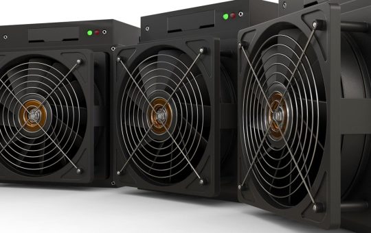 Bitcoin Miner Foundry Cuts Jobs, Focuses on Core Business